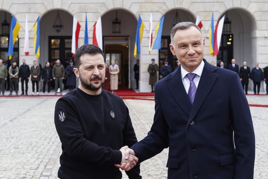 Tuyên bố bất ngờ của cố vấn Tổng thống Ukraine về mối quan hệ với Ba Lan